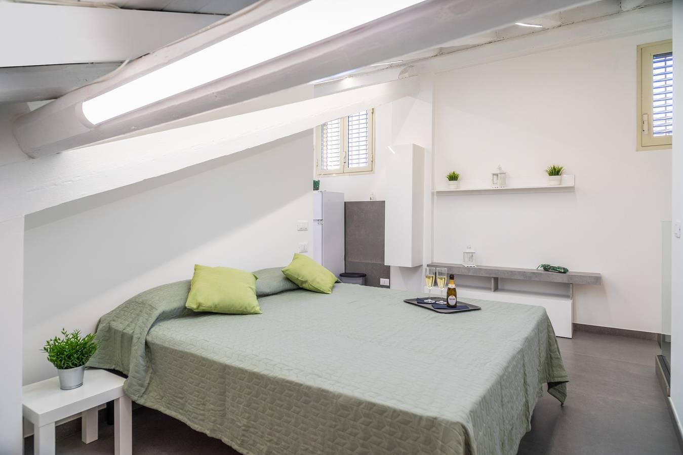 Appartement entier, Appartement de vacances "Etna E Mare Luxury Home" avec vue sur la mer, terrasse privée et Wi-Fi in Zafferana Etnea, Etna