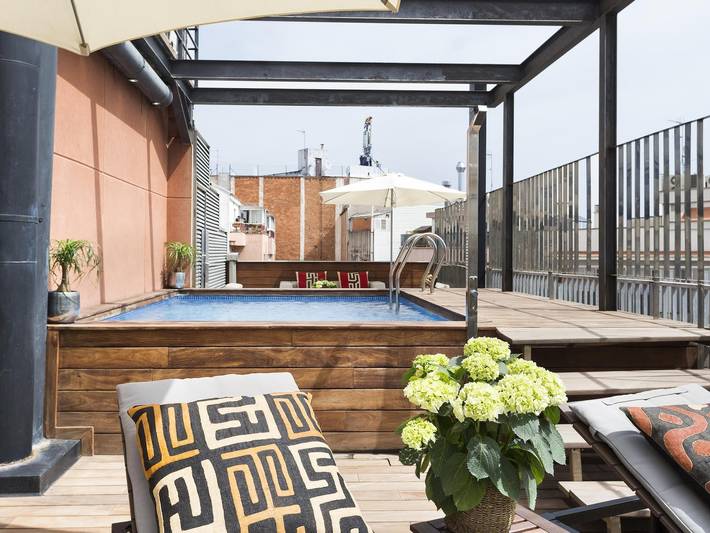 Appartement de vacances entier, Appartement au centre de Barcelone avec piscine in Barcelona Centre, Barcelone