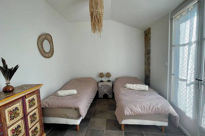 Location de vacances pour 9 personnes, avec piscine à Poligny (Seine-et-Marne) - 2