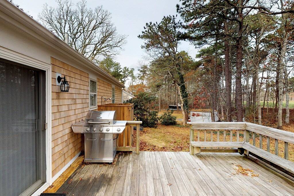 Schönes Zuhause mit Unterhaltung - in der Nähe von Golfplätzen und Pleasant Bay in Harwich, Cape Cod