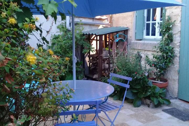 Gîte pour 4 personnes, avec Terrasse et Jardin