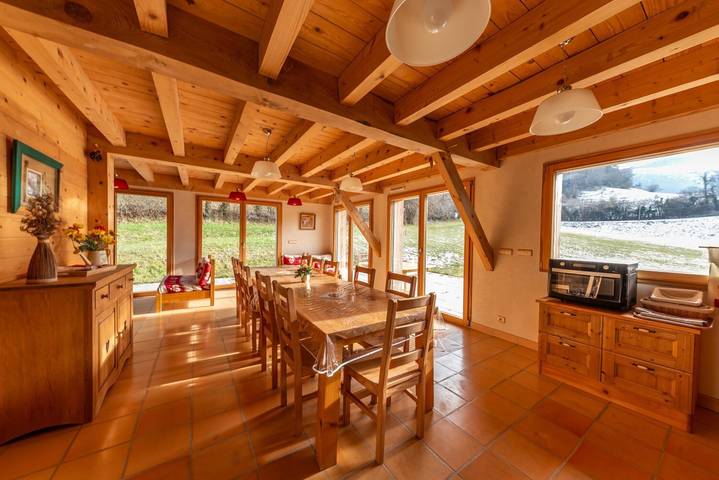 Holiday Home 'La Grange Aux Ecureuils 6 Pers' with Mountain View, Private Terrace and Private Garden in Montagnole, Chambéry region