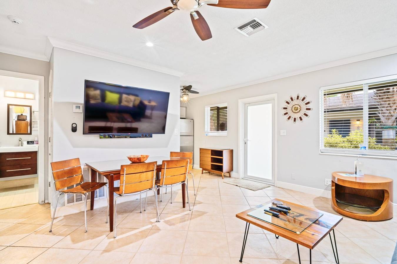 Entire apartment, Wilton Manors 2Br Charm! Walk to the Drive in Wilton Manors, Broward County