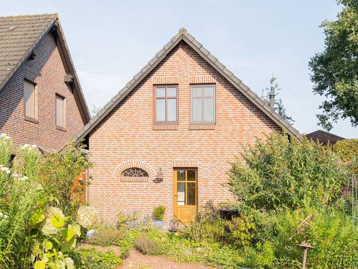 Ferienwohnung für 4 Personen, mit Terrasse und Garten in Brinkum - 2