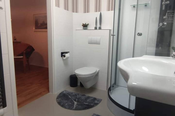 Ferienhaus für 4 Personen, mit Garten und Whirlpool sowie Balkon, mit Haustier in Warin - 3