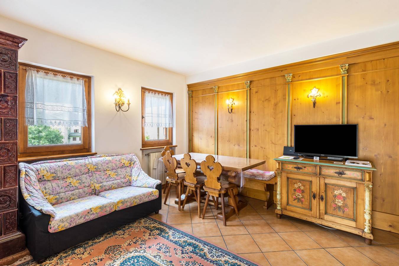Ganze Wohnung, Ferienwohnung 'Casa Lita E Jay A Vinigo' mit Bergblick, privater Terrasse und Wlan in Vodo di Cadore, Östliche Dolomiten