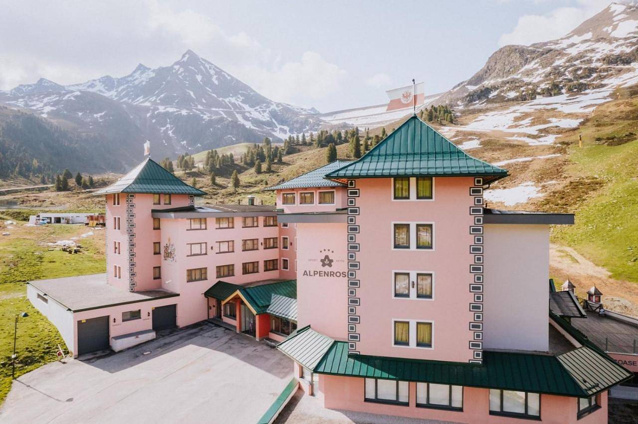 Hotel Alpenrose aktiv & sport in Stubaier Alpen, Kühtai