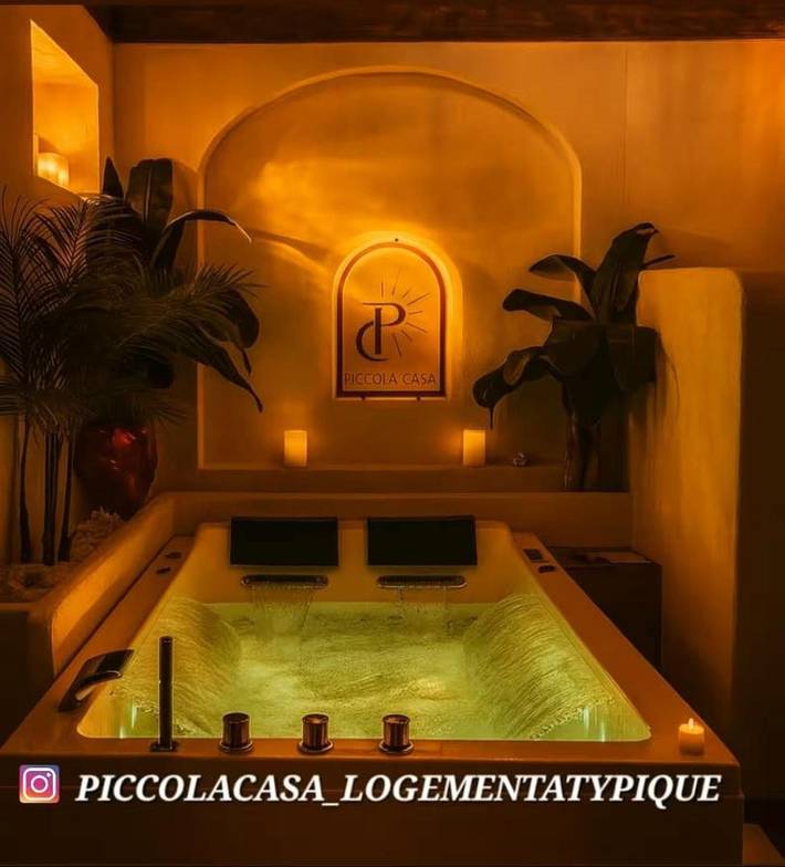 Appartement de vacances pour 2 personnes, avec Balcon ainsi que Jacuzzi et Terrasse