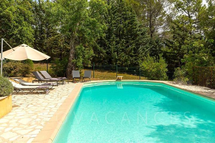 Location de vacances pour 10 personnes, avec jardin et piscine à Saint-Paul-en-Forêt - 2