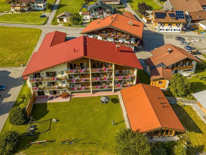 Ferienwohnung für 2 Personen, mit Balkon und Garten sowie Sauna und Ausblick in Grän