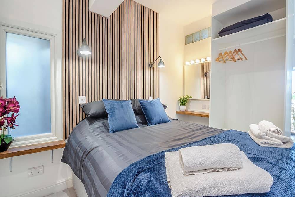 Beachfront Apartment in Colwyn Bay, Conwy region