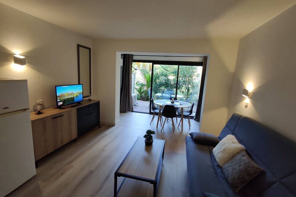 Village Vacances pour 4 Personnes dans Arles, Parc naturel régional de Camargue