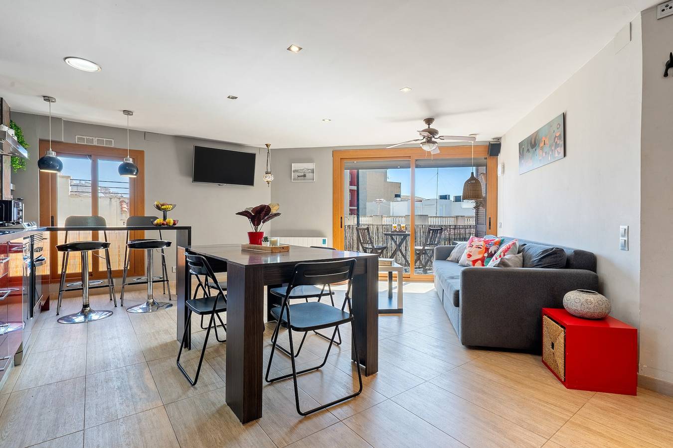 Apartamento entero, Apartamento 'Alguer' con vistas al mar, Wi-Fi y aire acondicionado in Tierras del Ebro, Costa Dorada