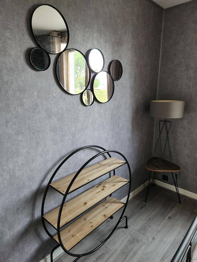 Location de vacances pour 6 personnes, avec piscine et terrasse à Saint-Étienne-de-Fontbellon - 2