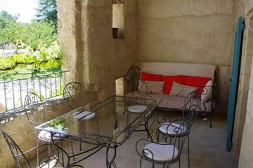 Gîte pour 6 personnes, avec balcon, animaux acceptés à Niozelles