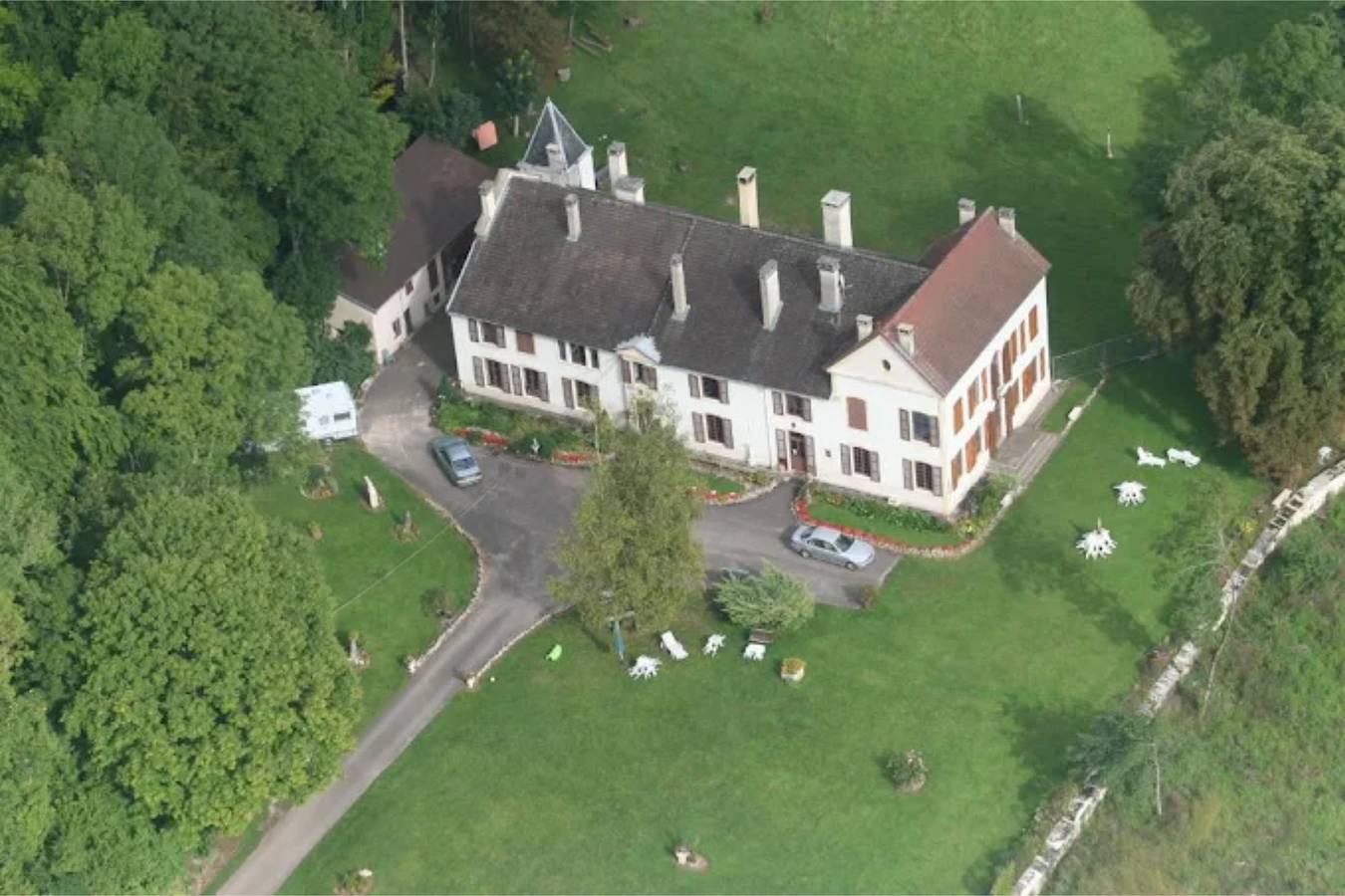 Country House 'Domaine du Val Bruant' with Shared Terrace and Wi-Fi in Arc-en-Barrois, Parc national de forêts