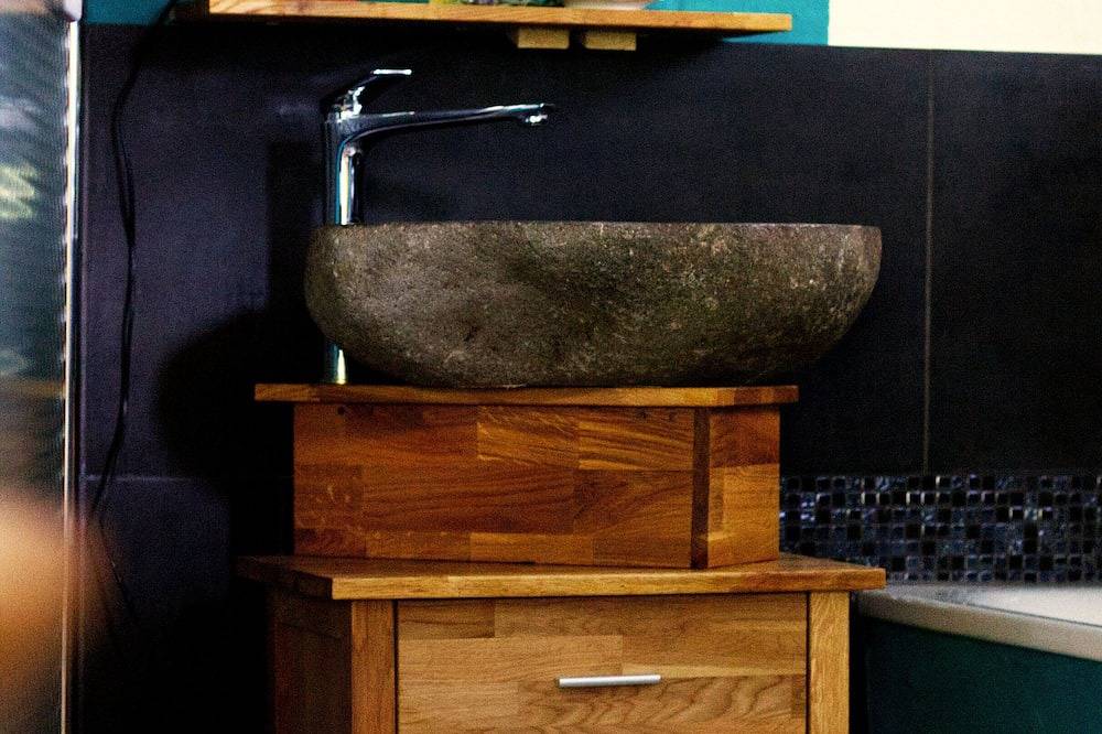 Appartement entier, Souterrainwohnung mit Großem Garten in Niederzwehren, Cassel (Allemagne)