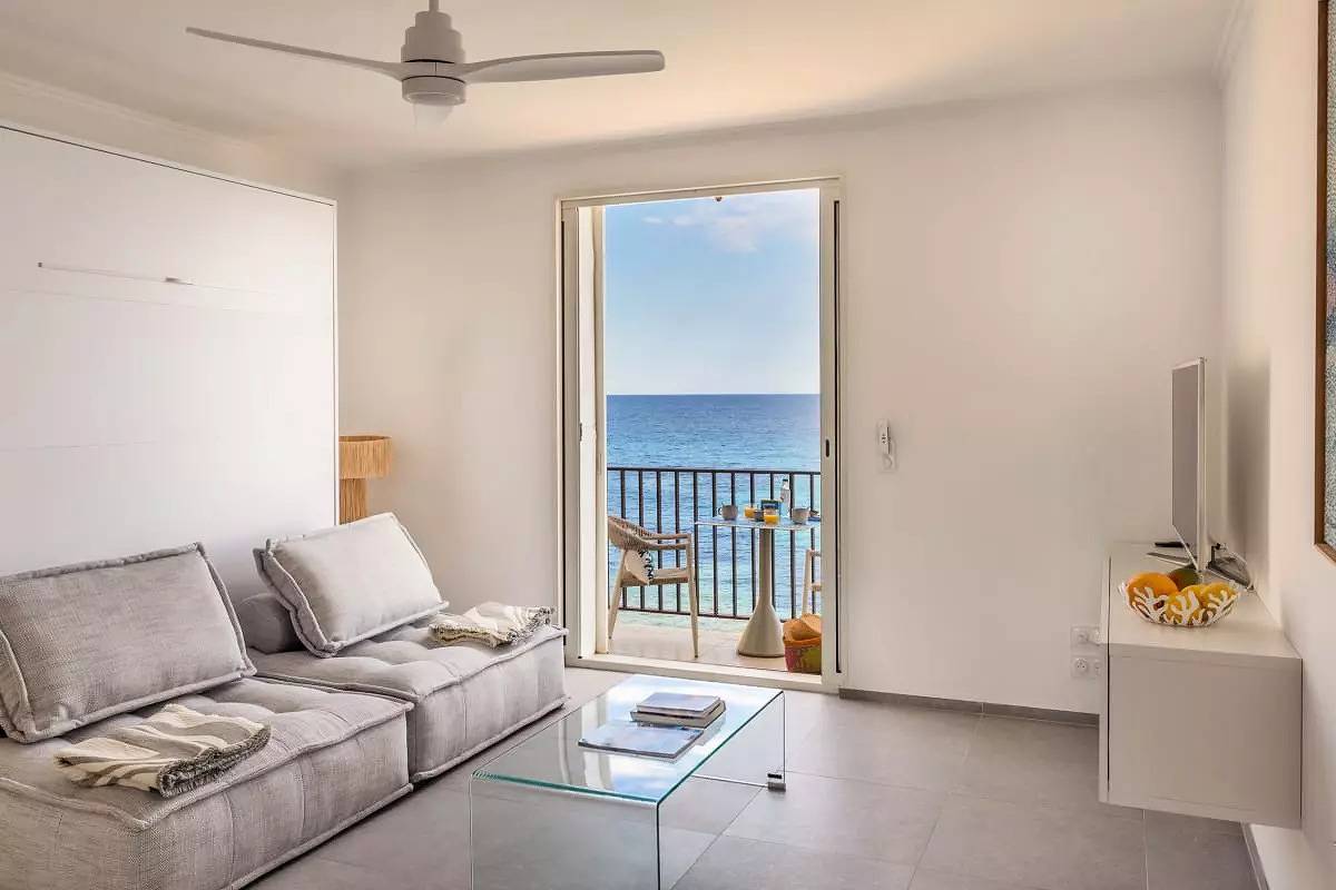 Monolocale intero, Studio pour 2 Personnes in Erbalunga, Brando