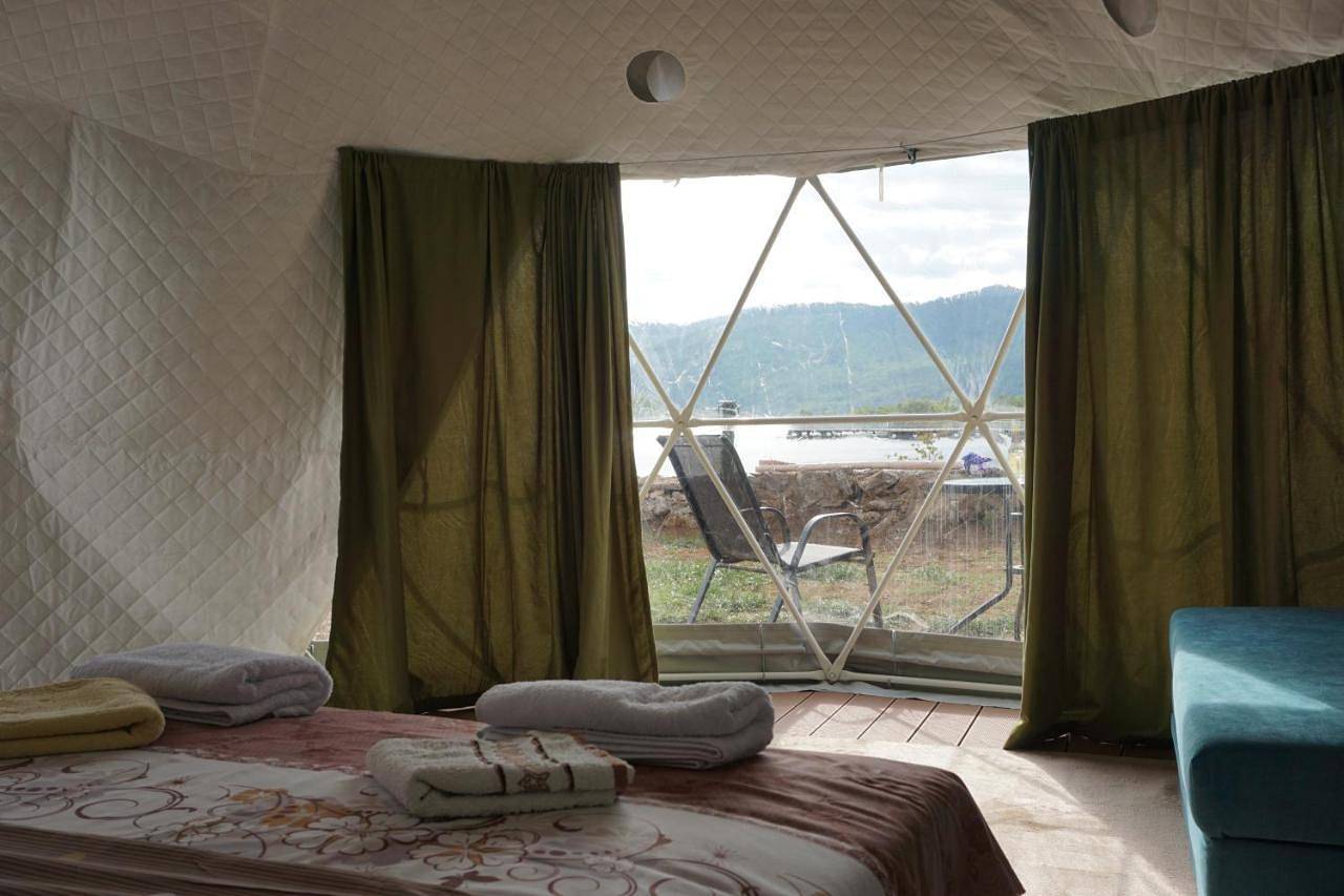 Glamping Krupac Lake in Opština Nikšić