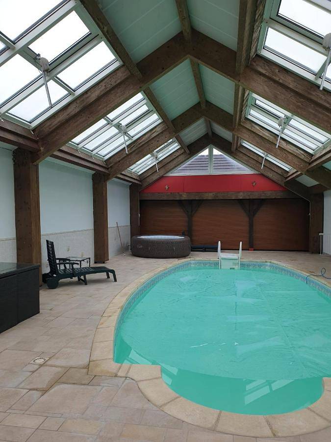Gîte pour 4 personnes, avec piscine et terrasse, animaux acceptés dans Niherne