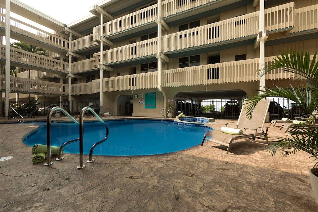 Ganze Wohnung, Oceanfront Luxury! - Erschwingliche Oceanfront Condo jetzt mit A / C !! in Komohana Kai, Holualoa