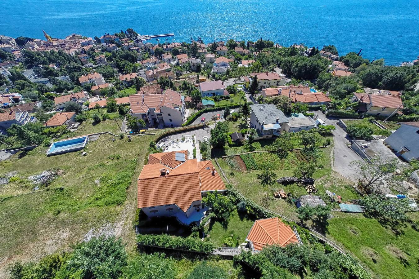 Appartamento intero, Monolocale con terrazzo e vista mare Laurana - Lovran, Abbazia - Opatija As-14178-a in Laurana, Abbazia Croazia