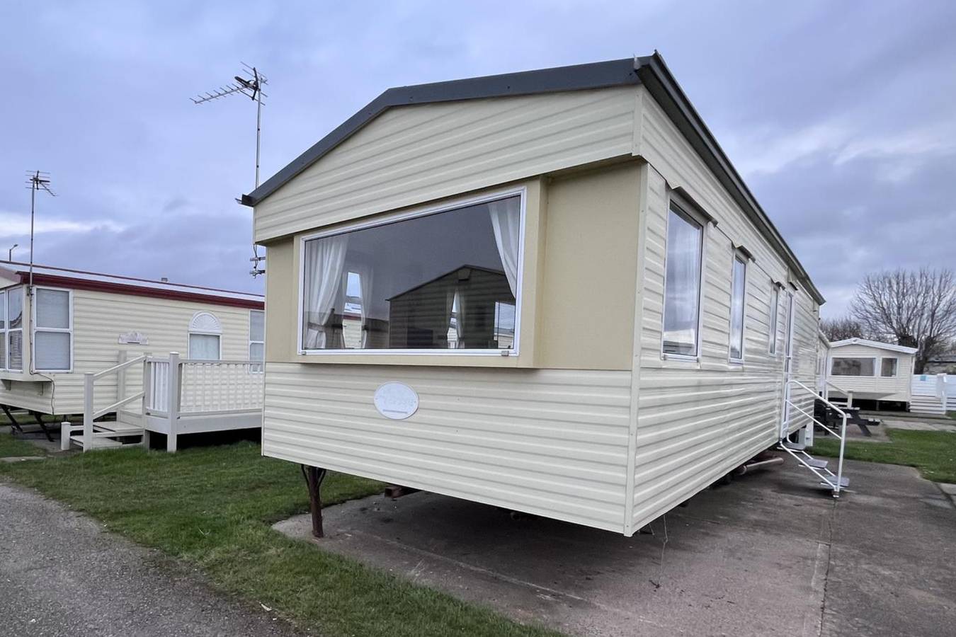 3 Bed Caravan, 8 Berth, Pet Friendly, Parking in Rhyl, Denbighshire
