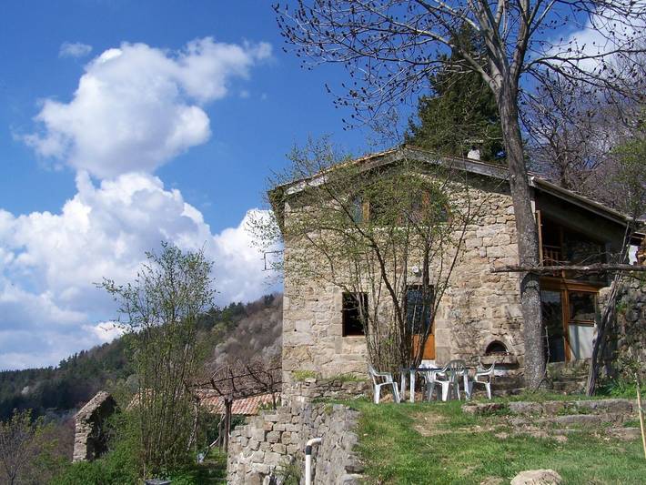 Location de vacances pour 7 personnes, avec terrasse à Gluiras - 2