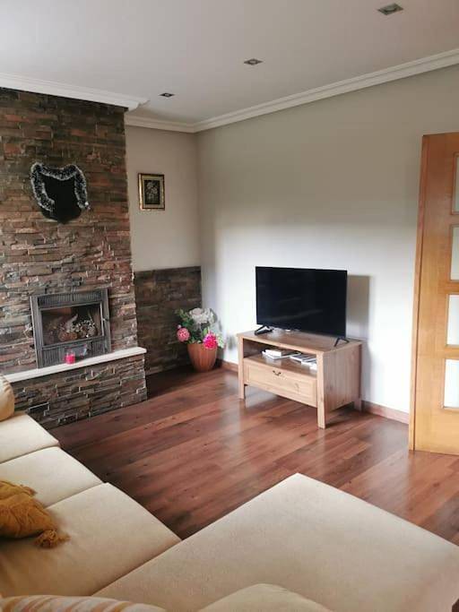 Casa rural para 11 personas, con vistas y jardín en Oviedo - 4