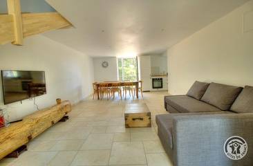 Gîte pour 6 Personnes dans Pommiers, Région de Villefranche-sur-Saône, Photo 1