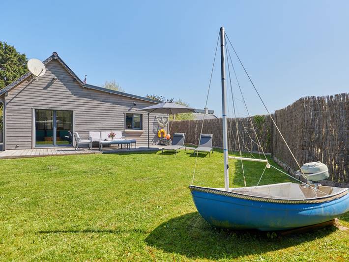 Gîte pour 4 personnes, avec terrasse et jardin à Saint-Laurent-sur-Mer
