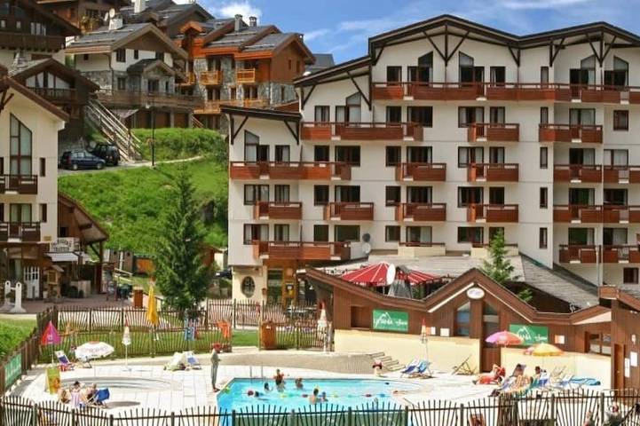 Ganze Wohnung, Courchevel La Tania, 2-room apartment with basement parking in La Tania, La Perrière