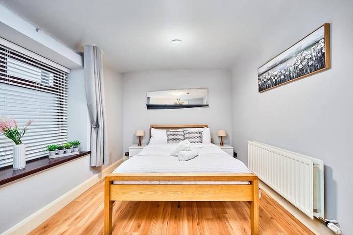 Ganze Wohnung, Central Apt with Terrace Steps to Beach in Portrush, Grafschaft Antrim
