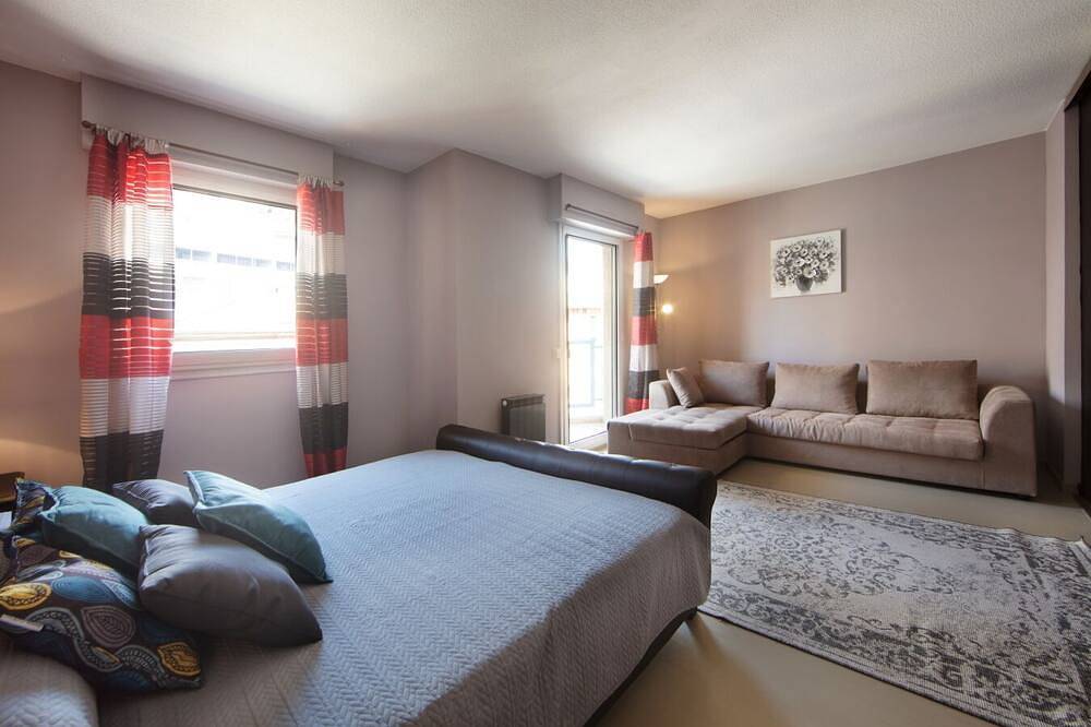Appartement entier, Vue panoramique, 2 chambres, Monaco, Riviera, Parking in Beausoleil, Côte méditerranéenne (France)