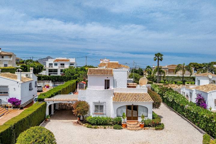 Chalet para 6 personas, con Balcón y Jardín en Marina Alta - 2