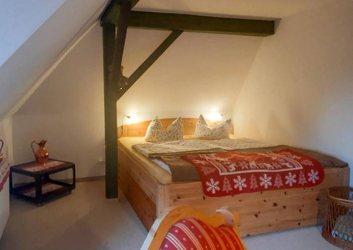 Ferienwohnung für 6 Personen, mit Garten in Niedersedlitz