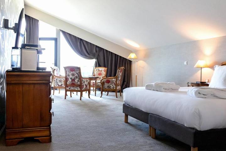Hôtel pour 2 personnes, avec Terrasse et Jardin dans Abbaye Saint Michel - 3