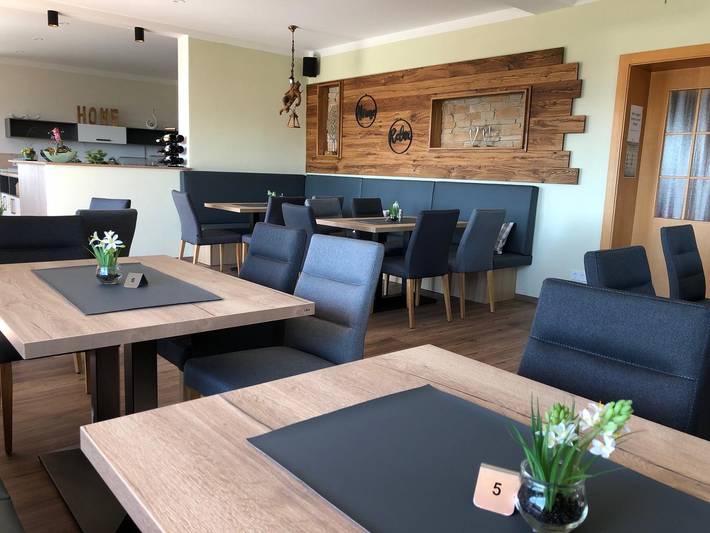 Landhotel Waldesruh - Dreibettzimmer in Furth im Wald, Ostbayern