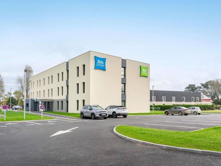Hôtel pour 3 personnes, avec jacuzzi et terrasse ainsi que sauna et piscine, animaux acceptés à Morlaix - 2