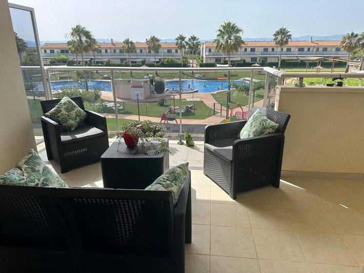 Apartamento de vacaciones para 6 personas, con vistas además de piscina y terraza - 1