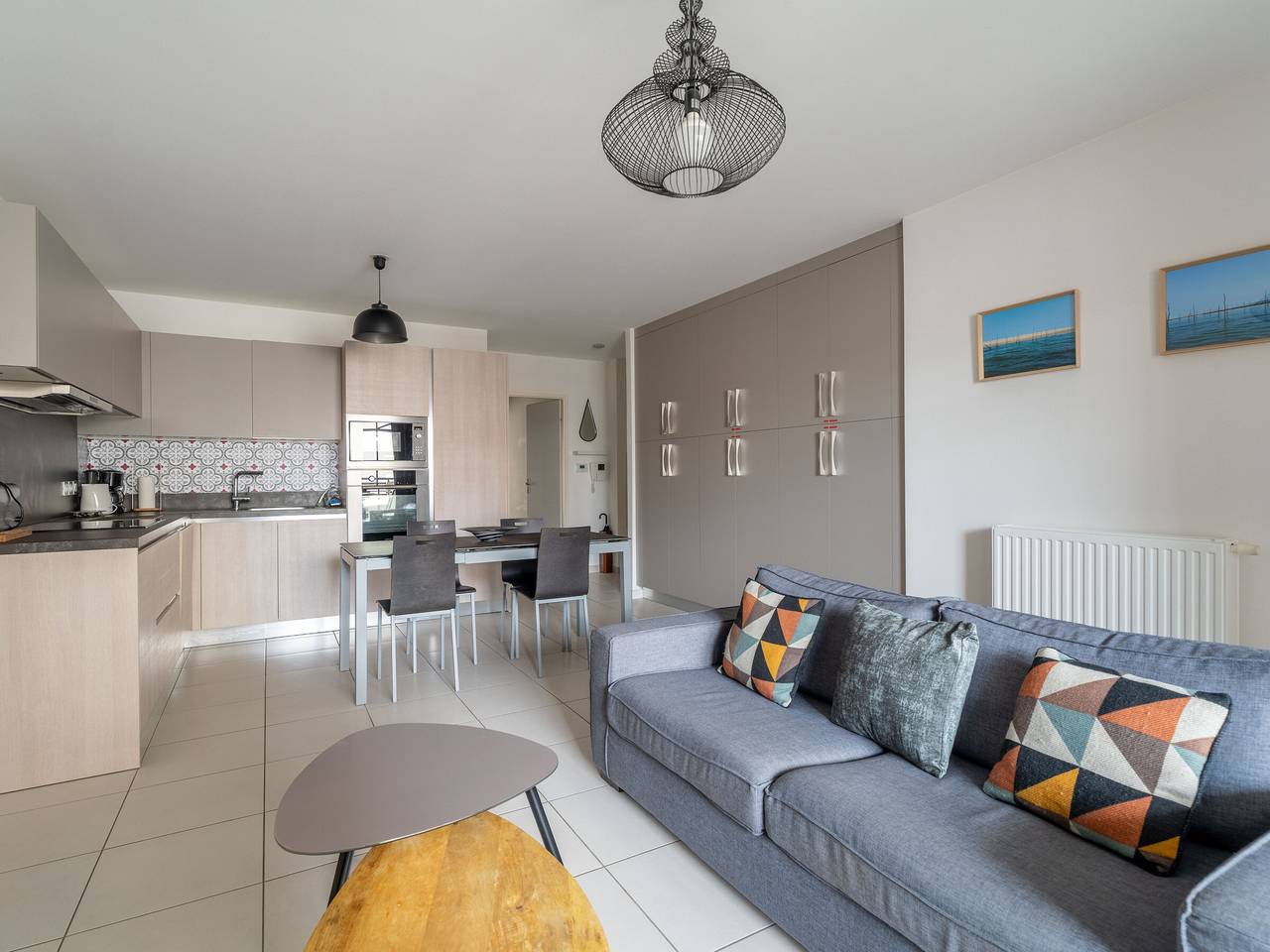 Ganze Wohnung, Arcachon: Zentrale 2-Zimmer-Wohnung mit Balkon, Parkplatz, Wlan und nahe Strände in Arcachon, Arcachon und Umgebung