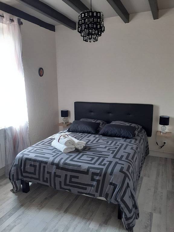 Gîte pour 4 personnes, avec terrasse, animaux acceptés à Gannay-sur-Loire