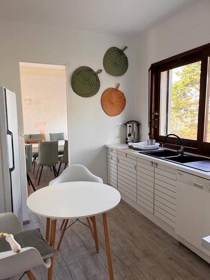 Gîte pour 14 personnes, avec jardin et vue à Calmont