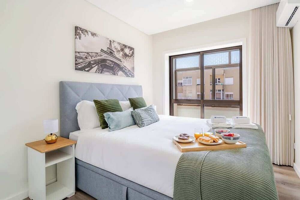 Apartamento inteiro, Spacious & Stylish Flat with Garage in Ermesinde, Distrito do Porto