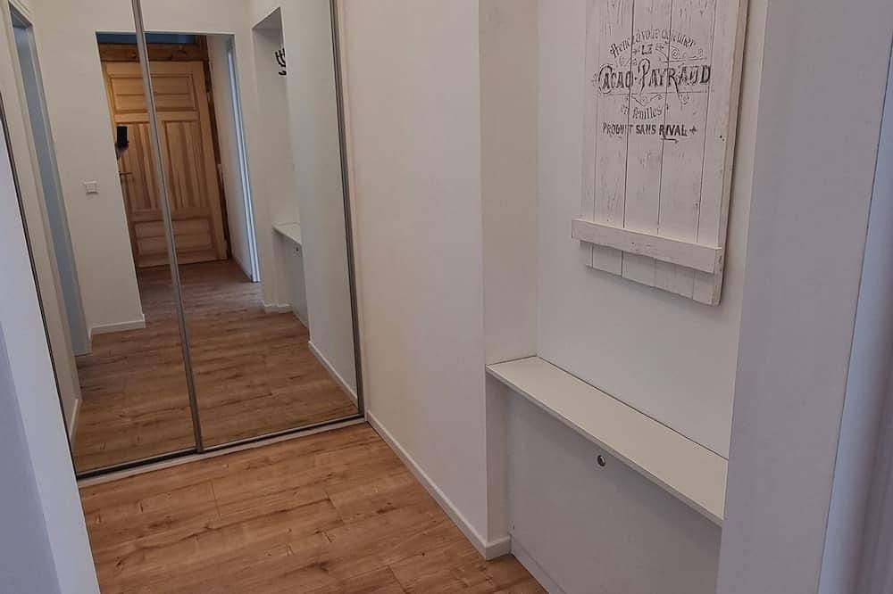 Ganze Wohnung, Direkt an der Dresdner Heide gelegen: 56 m² Ferienwohnung in Dresden-Klotzsche in Klotzsche, Dresden