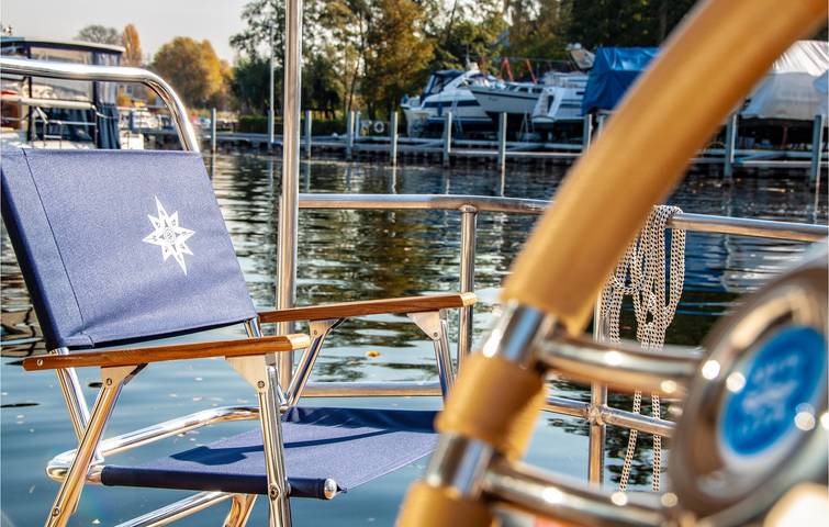 Hausboot für 4 Personen, mit Terrasse und Seeblick in Brandenburg - 4