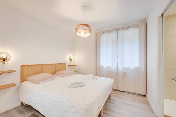 Location de vacances pour 6 personnes, avec jardin ainsi que vue et piscine à Générargues - 3