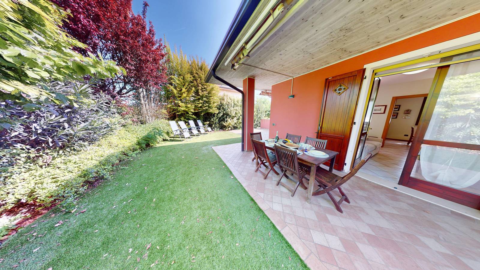 Casa Arcoiris by Bookinggardalake in Manerba del Garda, Prealpi Gardesane