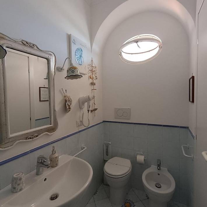 Location de vacances pour 2 personnes, avec vue et jardin à Anacapri - 4