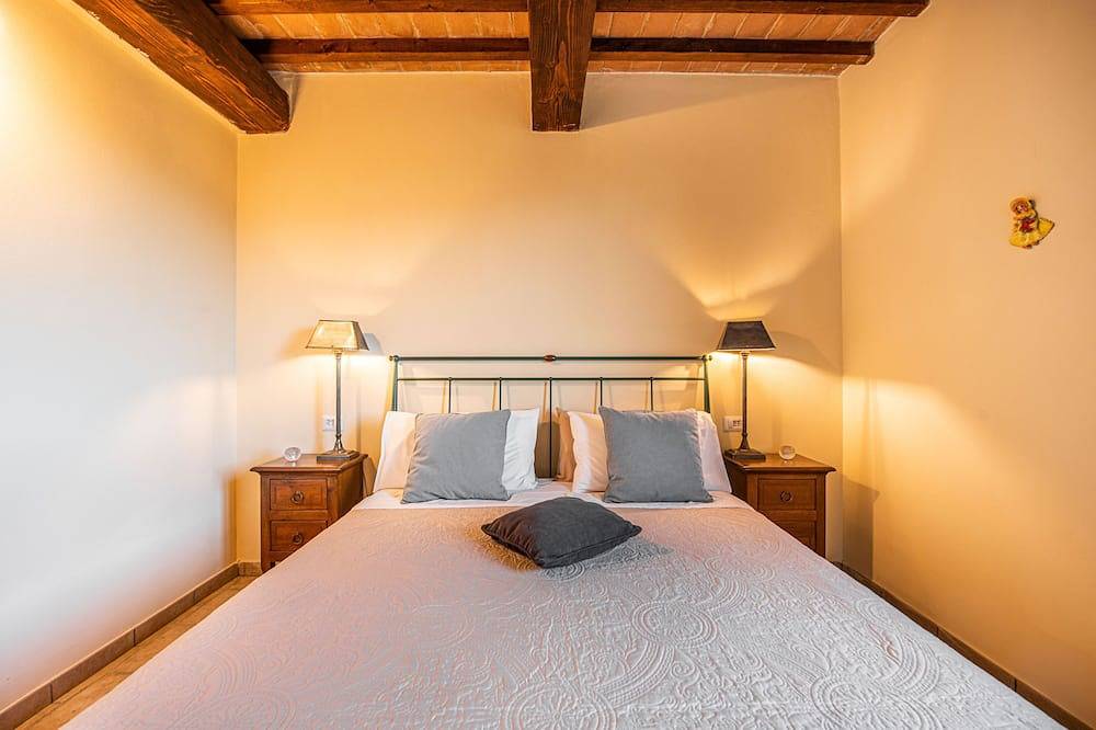 Your home in Tuscany, in the land of Brunello in Montalcino, Orciatal